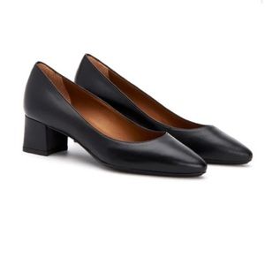 Aquatalia black pointed pumps block heels 6